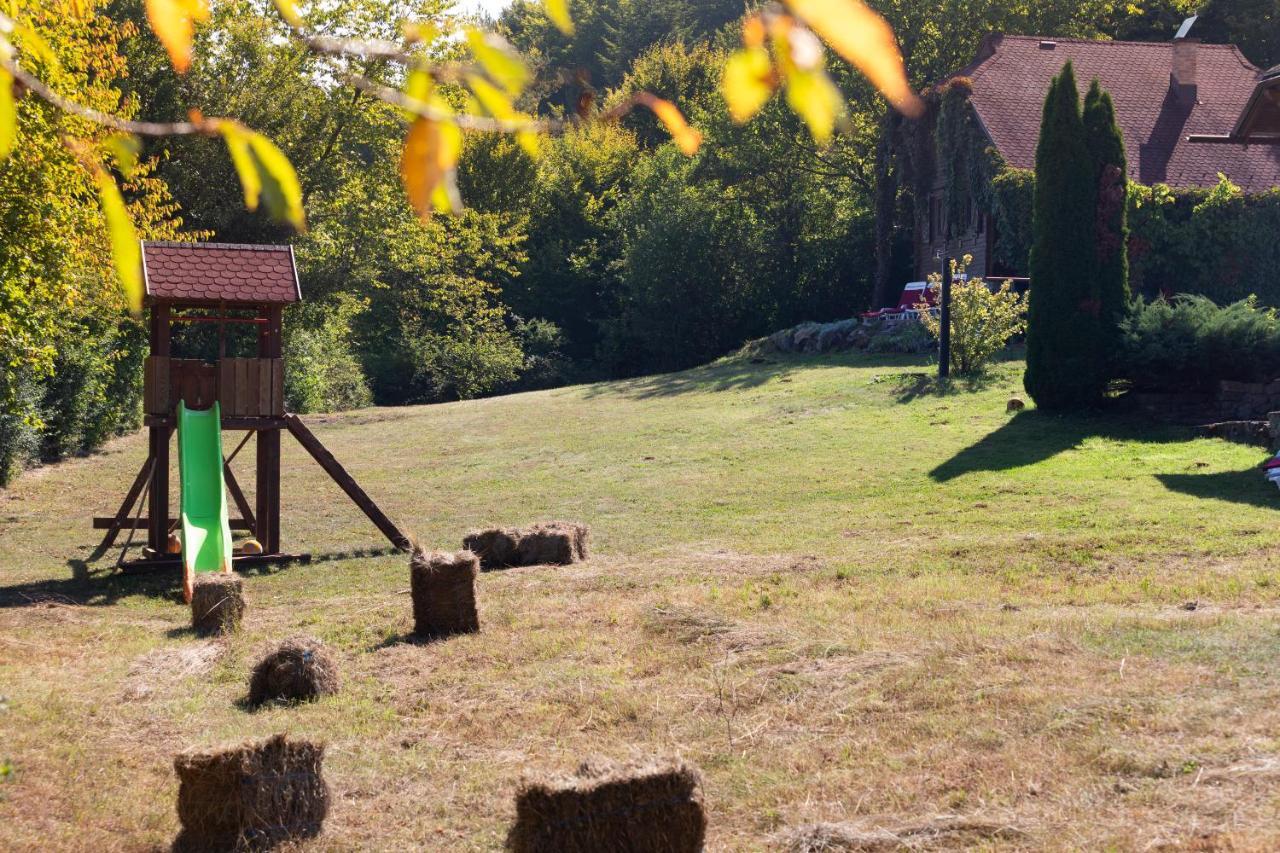 Woodenhouse With Two Apartments Otočac Εξωτερικό φωτογραφία