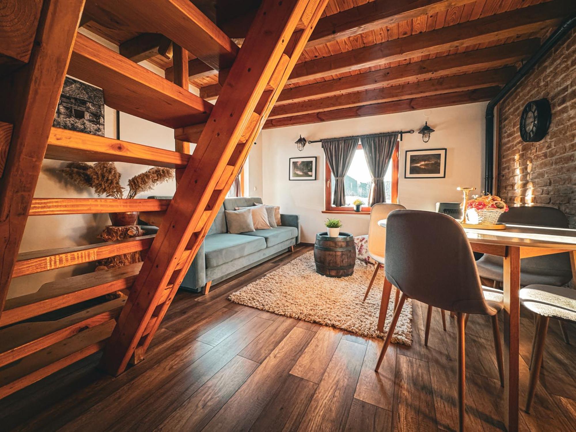 Woodenhouse With Two Apartments Otočac Εξωτερικό φωτογραφία